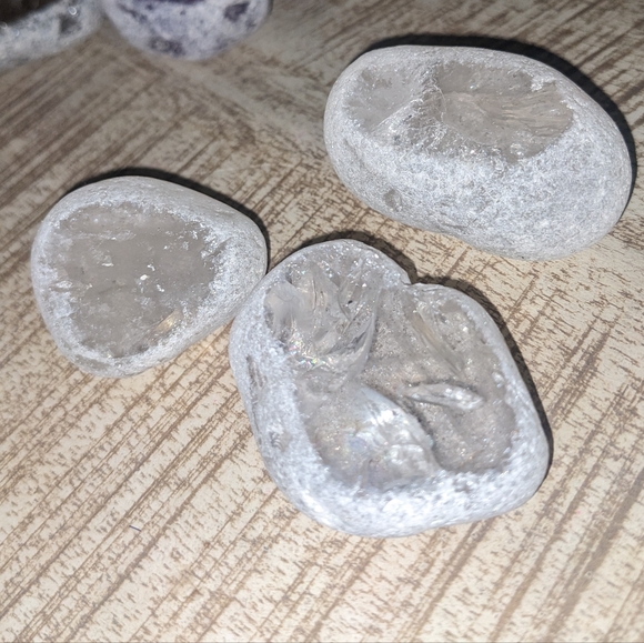 Seer Stones / Emma Eggs: 11 River Polished Amethyst, Smokey, Rose & Clear Quartz - Picture 9 of 12